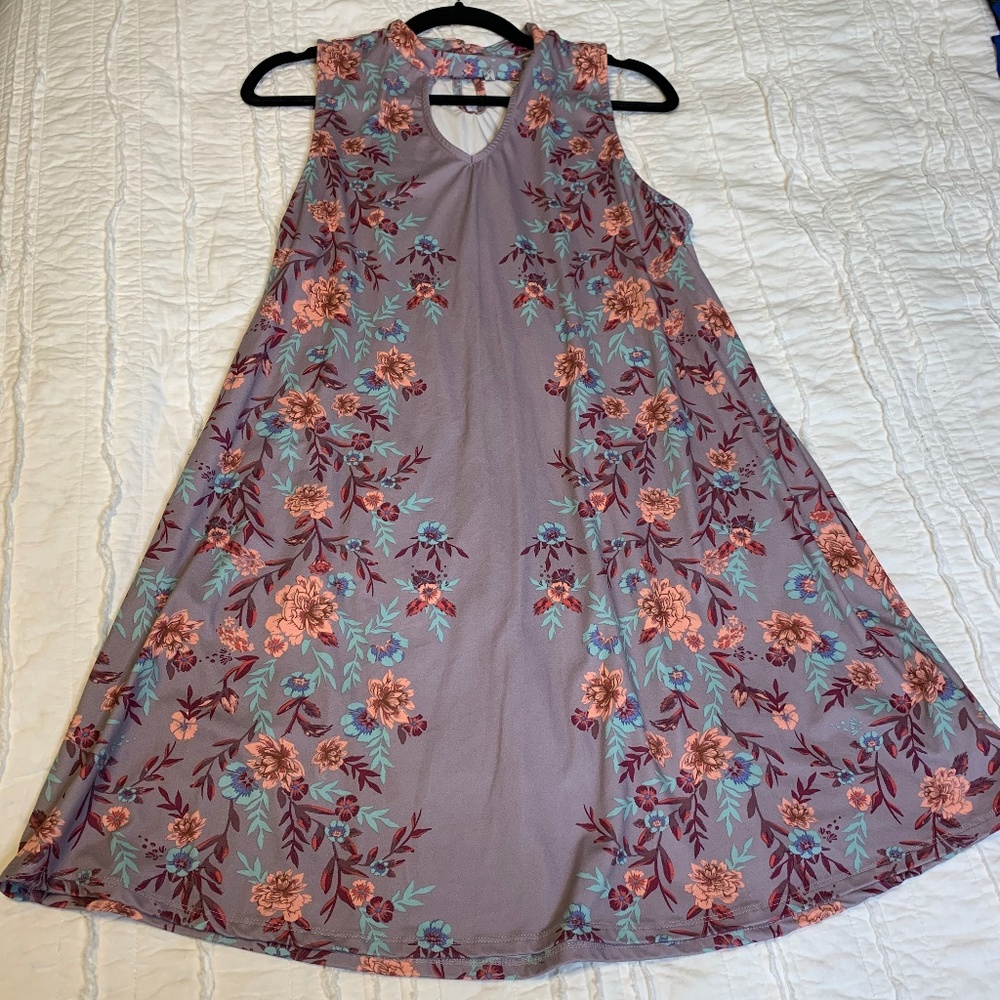 CHOKER NECK SKATER SKIRT